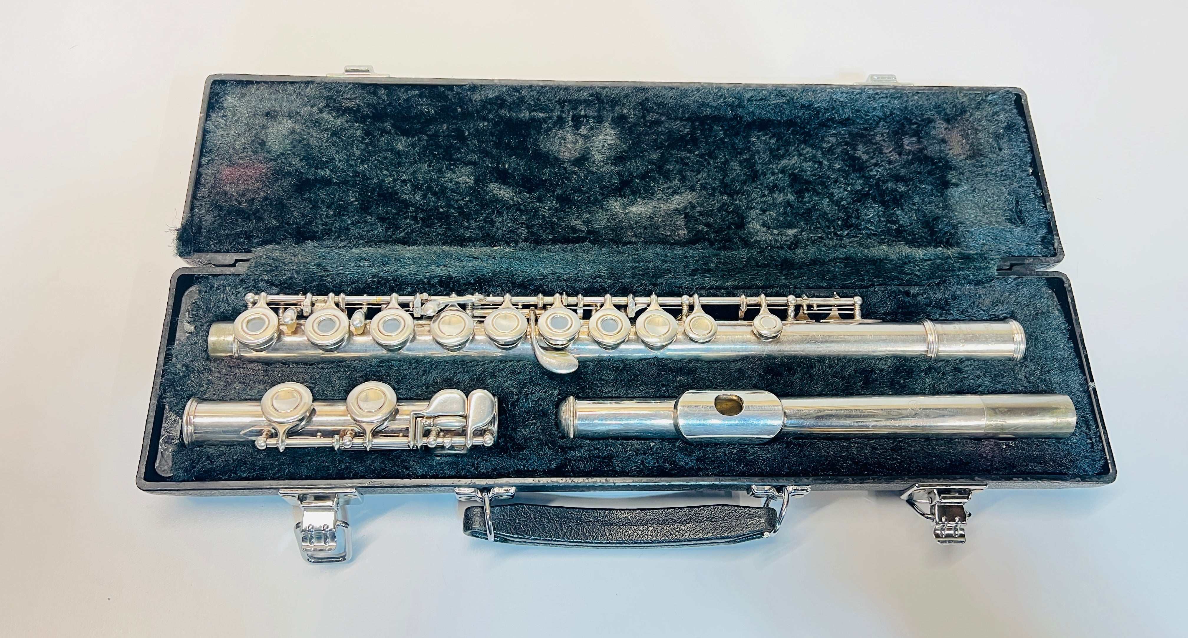 Yamaha YFL-281 Flute Silver Open Hole In Line  G Step Up Recently Serviced USED