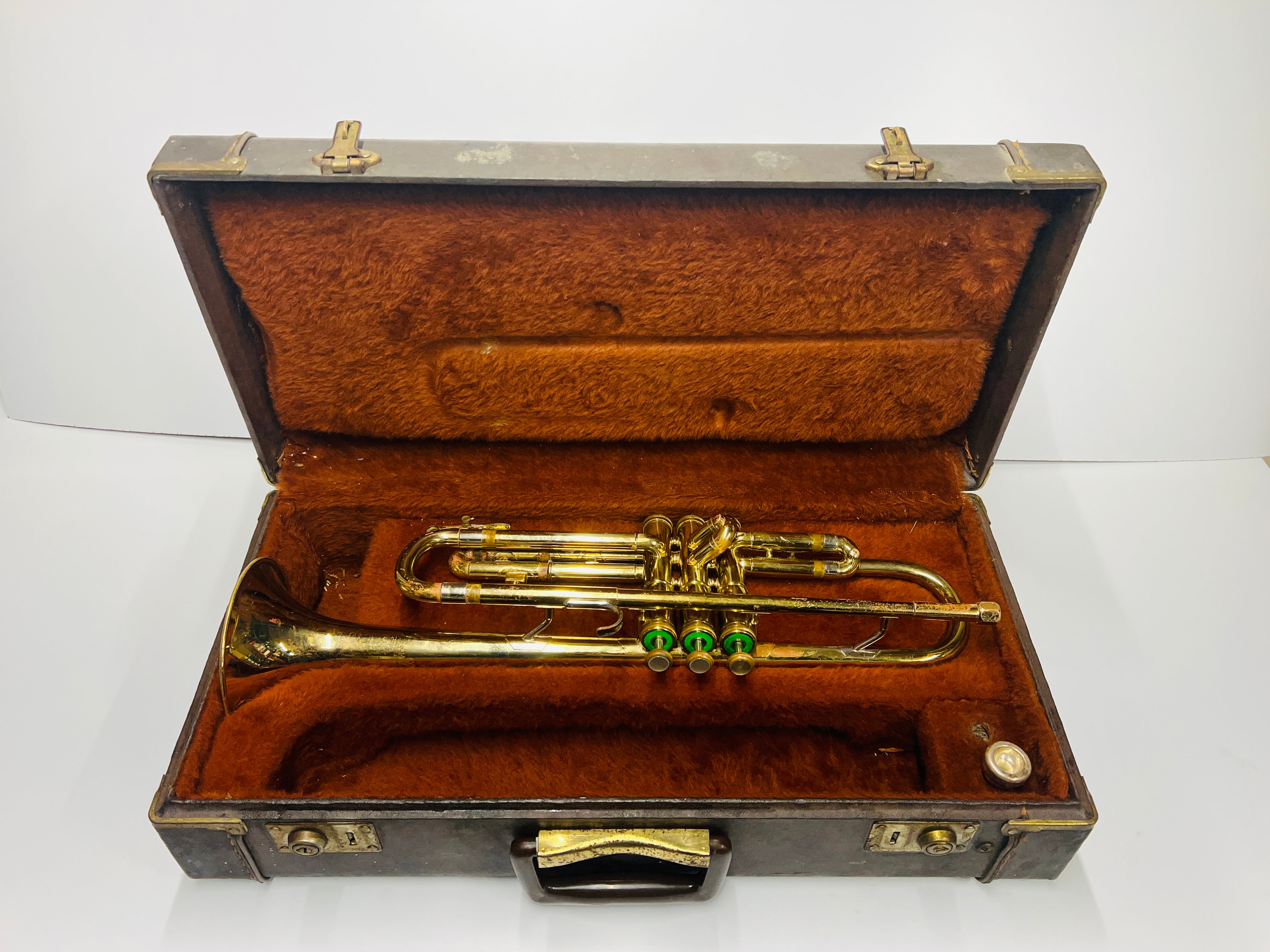 OLDS Ambassador Trumpet As-Is Lacquer spotted Minor Dings  Used